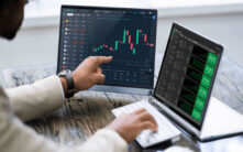 跟单交易：新手入市捷径还是风险陷阱？深度解析加密货币社交交易