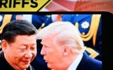 最高法院废除特朗普关税制度，比特币飙升至67,800美元