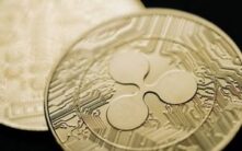 XRP站在十字路口：200周EMA预示重大行情即将来临