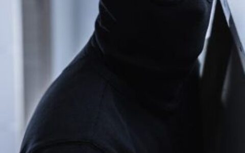 比特币勒索案升级为暴力入室：假邮递员强行闯入西雅图民宅