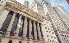 每日要闻：纽交所母公司ICE以250亿美元估值投资OKX，FBI逮捕涉嫌盗窃4600万美元美国法警加密货币的嫌疑人